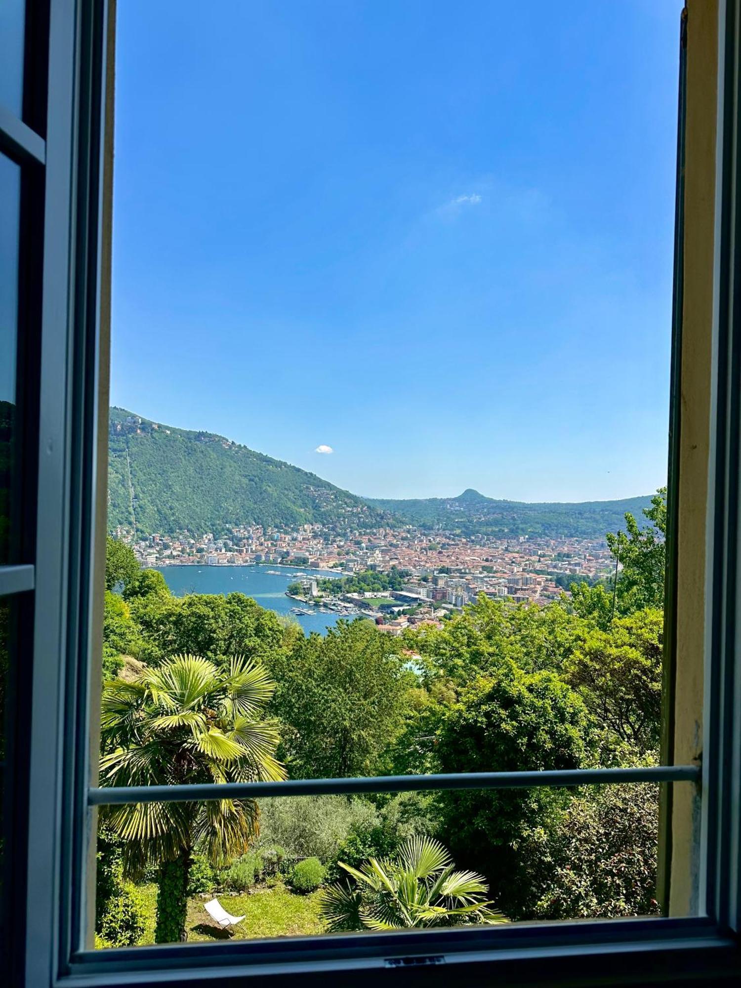 Villa Corti Lakeview Como Exteriér fotografie
